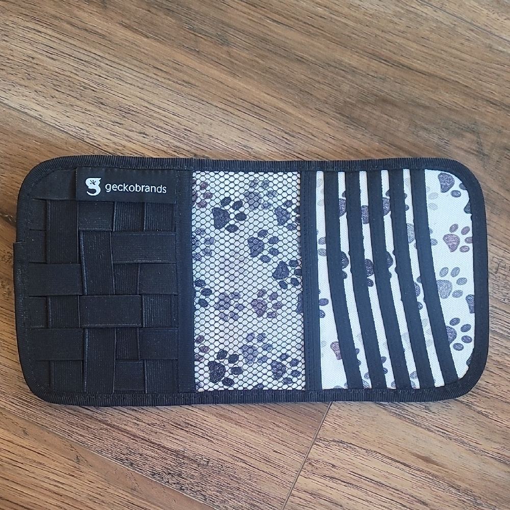 Gecko Brands Black & White Paw Priny Design Travel CD Case For Visor